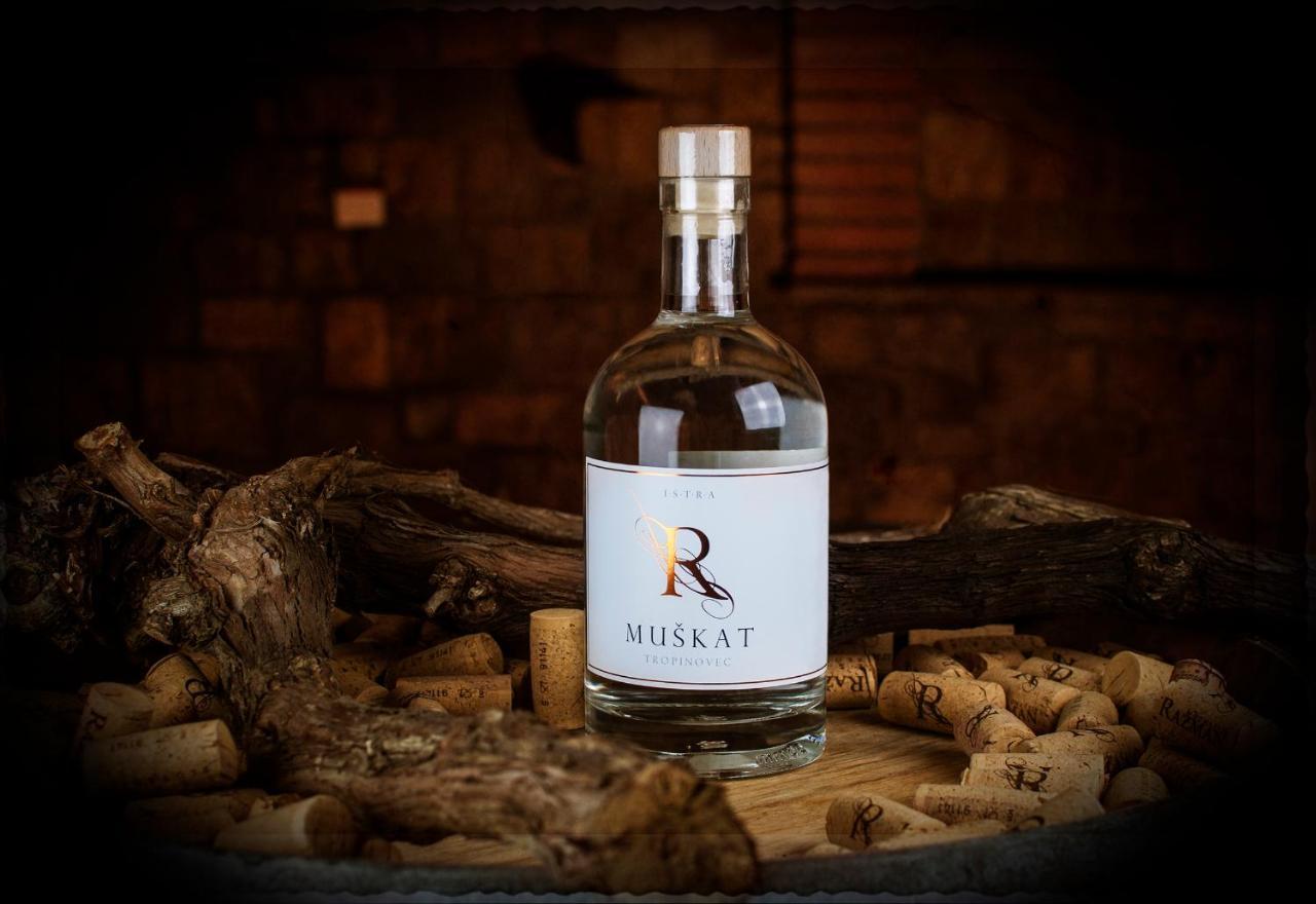 Razman Wine Rooms Gračišče エクステリア 写真